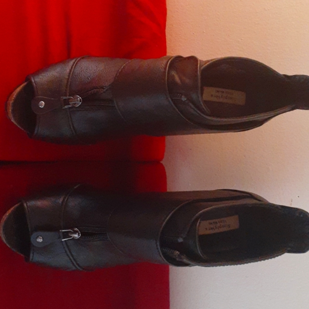 Black open toe heel